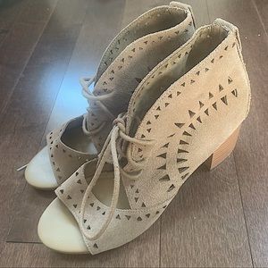 AMERICAN EAGLE BROWN SANDAL DRESS SHOE HEELS SZ 8